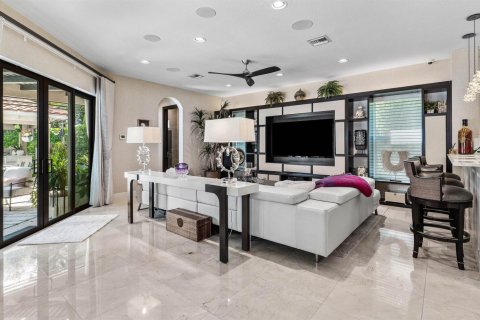 Casa en venta en Parkland, Florida, 6 dormitorios, 521.46 m2 № 2343084 - foto 14