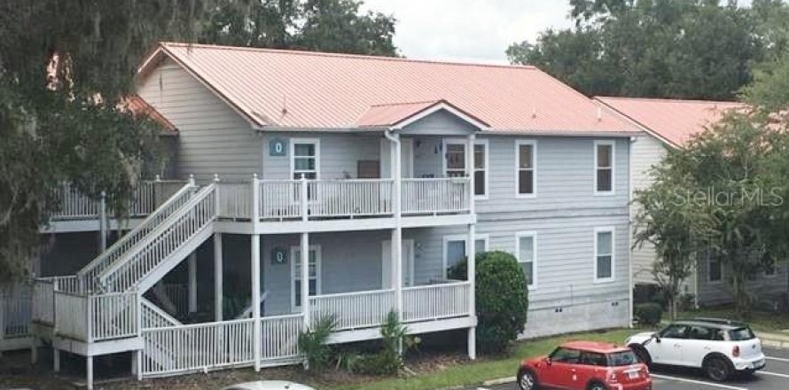 Condominio en Gainesville, Florida, 2 dormitorios № 2109073