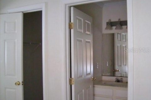 Condominio en alquiler en Gainesville, Florida, 2 dormitorios, 74.32 m2 № 2109073 - foto 5