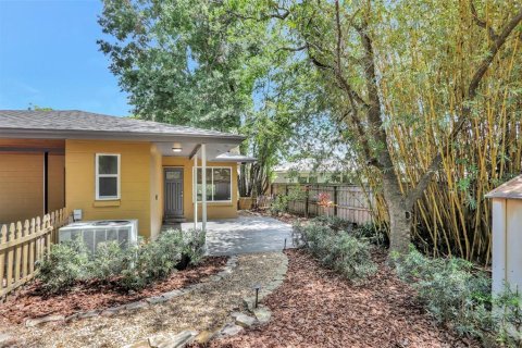 House in Orlando, Florida 2 bedrooms, 169.18 sq.m. № 1602201 - photo 26