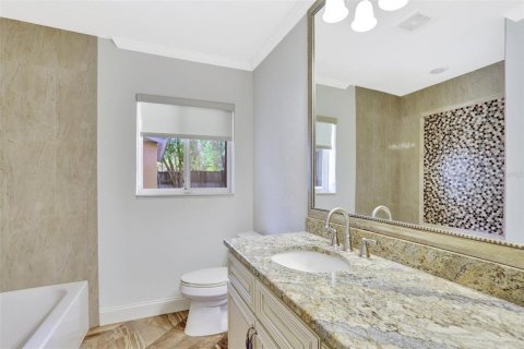 House in Orlando, Florida 2 bedrooms, 169.18 sq.m. № 1602201 - photo 15