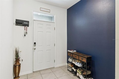 Townhouse in Brandon, Florida 3 bedrooms, 158.58 sq.m. № 2313430 - photo 5
