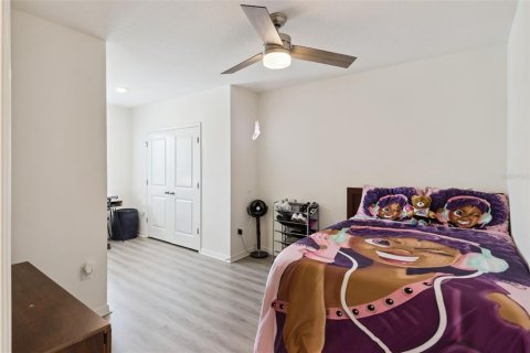Townhouse in Brandon, Florida 3 bedrooms, 158.58 sq.m. № 2313430 - photo 19
