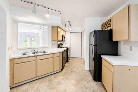 Condo in Orlando, Florida, 3 bedrooms № 2094983 - photo 11