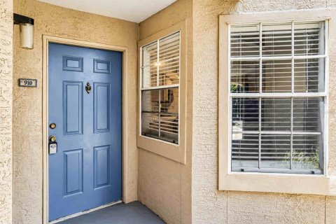 Condo in Orlando, Florida, 3 bedrooms № 2094983 - photo 2