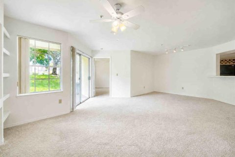 Condo in Orlando, Florida, 3 bedrooms № 2094983 - photo 4