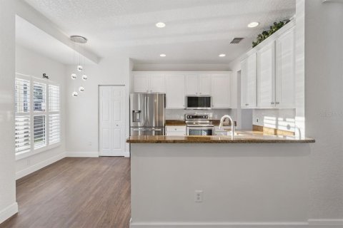 House in Oxford, Florida 4 bedrooms, 177.44 sq.m. № 2379196 - photo 28