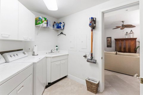 Condo in Jupiter, Florida, 3 bedrooms № 2182770 - photo 17