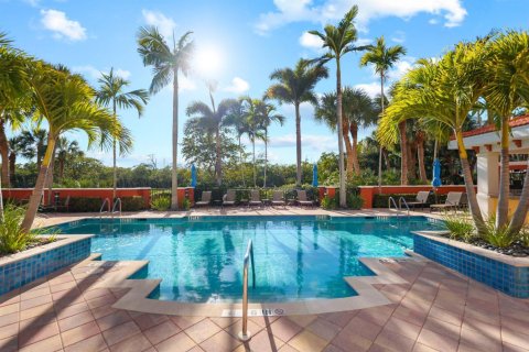 Condo in Jupiter, Florida, 3 bedrooms № 2182770 - photo 9