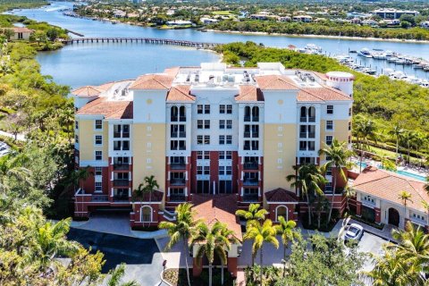 Condo in Jupiter, Florida, 3 bedrooms № 2182770 - photo 11
