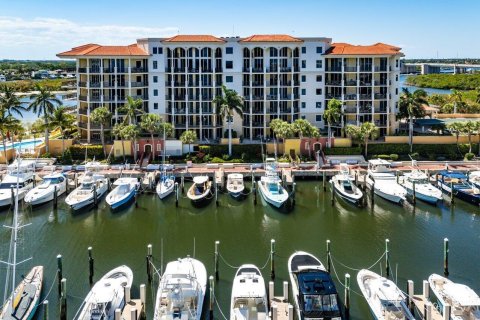 Condo in Jupiter, Florida, 3 bedrooms № 2182770 - photo 14