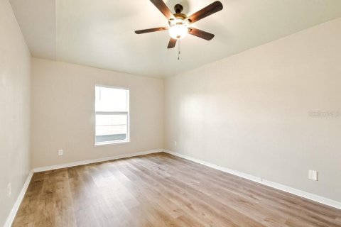 Villa ou maison à louer à Orlando, Floride: 3 chambres, 117.43 m2 № 2385989 - photo 7