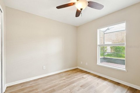 Villa ou maison à louer à Orlando, Floride: 3 chambres, 117.43 m2 № 2385989 - photo 10