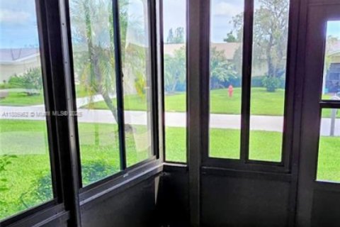 Casa en venta en Delray Beach, Florida, 2 dormitorios, 141.86 m2 № 1932675 - foto 3