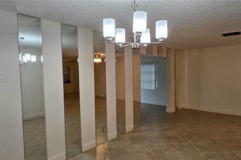 Casa en venta en Delray Beach, Florida, 2 dormitorios, 141.86 m2 № 1932675 - foto 8