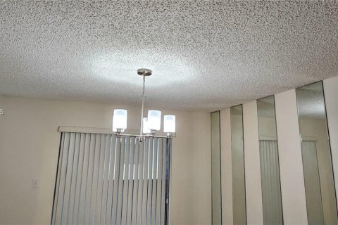 Casa en venta en Delray Beach, Florida, 2 dormitorios, 141.86 m2 № 1932675 - foto 10