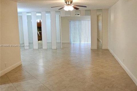 Casa en venta en Delray Beach, Florida, 2 dormitorios, 141.86 m2 № 1932675 - foto 4