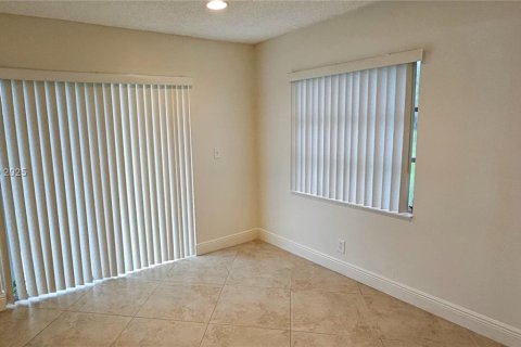 Casa en venta en Delray Beach, Florida, 2 dormitorios, 141.86 m2 № 1932675 - foto 12