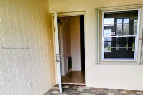 Casa en venta en Delray Beach, Florida, 2 dormitorios, 141.86 m2 № 1932675 - foto 2