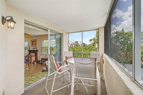 Condo in Palmetto, Florida, 3 bedrooms № 2114120 - photo 13