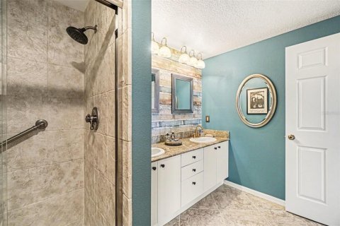 Condo in Palmetto, Florida, 3 bedrooms № 2114120 - photo 19