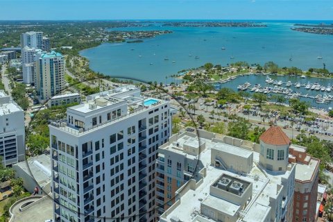 Condo in Sarasota, Florida, 2 bedrooms  № 1721411 - photo 7