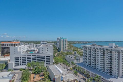 Condo in Sarasota, Florida, 2 bedrooms  № 1721411 - photo 19