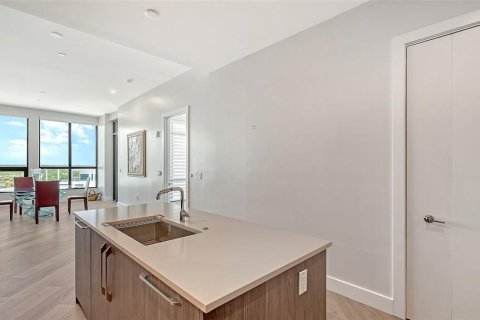 Condo in Sarasota, Florida, 2 bedrooms  № 1721411 - photo 10