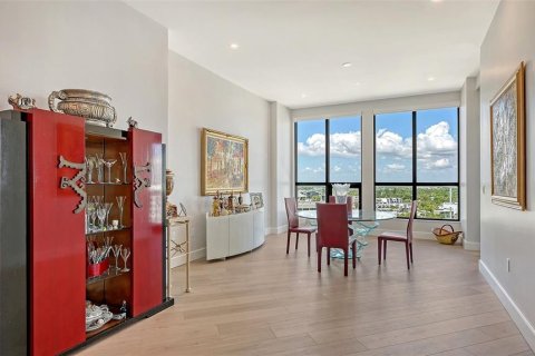 Condo in Sarasota, Florida, 2 bedrooms  № 1721411 - photo 11