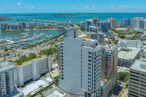 Condo in Sarasota, Florida, 2 bedrooms  № 1721411 - photo 6