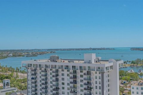 Condo in Sarasota, Florida, 2 bedrooms  № 1721411 - photo 20