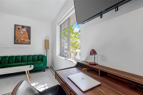 Condominio en alquiler en Miami Beach, Florida, 1 dormitorio, 54.81 m2 № 1954749 - foto 15