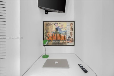 Condominio en alquiler en Miami Beach, Florida, 1 dormitorio, 54.81 m2 № 1954749 - foto 28