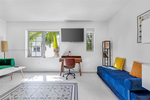 Condominio en alquiler en Miami Beach, Florida, 1 dormitorio, 54.81 m2 № 1954749 - foto 9