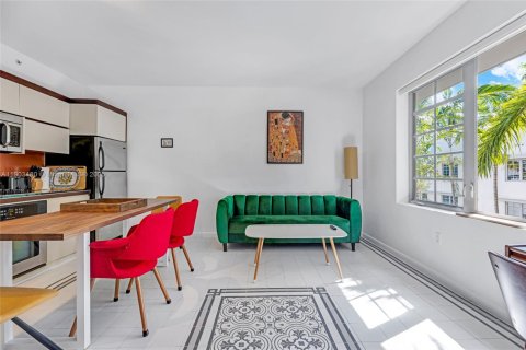 Condominio en alquiler en Miami Beach, Florida, 1 dormitorio, 54.81 m2 № 1954749 - foto 14