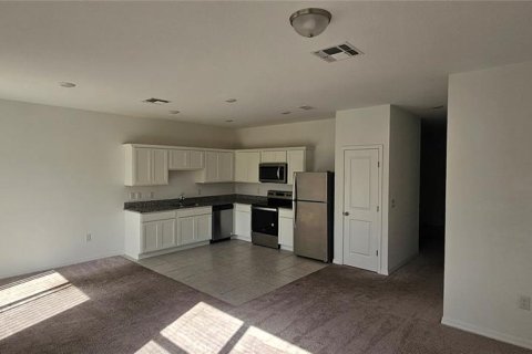 Adosado en alquiler en Davenport, Florida, 3 dormitorios, 130.43 m2 № 1887068 - foto 4