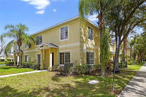 Touwnhouse à vendre à Riverview, Floride: 3 chambres, 130.81 m2 № 1823034 - photo 3