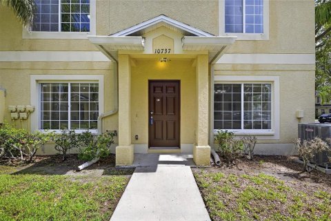 Touwnhouse à vendre à Riverview, Floride: 3 chambres, 130.81 m2 № 1823034 - photo 1