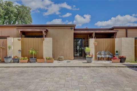 Townhouse in Winter Park, Florida 3 bedrooms, 123 sq.m. № 2229863