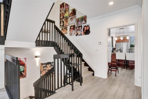 Townhouse in Aventura, Florida 4 bedrooms, 245.82 sq.m. № 2055258 - photo 29