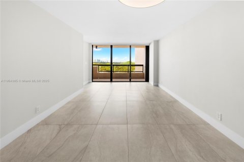Condominio en alquiler en Miami Beach, Florida, 1 dormitorio, 78.78 m2 № 1956487 - foto 9