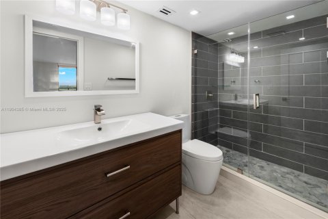 Condominio en alquiler en Miami Beach, Florida, 1 dormitorio, 78.78 m2 № 1956487 - foto 17