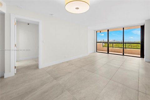 Condominio en alquiler en Miami Beach, Florida, 1 dormitorio, 78.78 m2 № 1956487 - foto 7