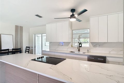 Casa en venta en Brooksville, Florida, 4 dormitorios, 184.04 m2 № 1904561 - foto 18