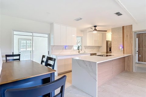 Casa en venta en Brooksville, Florida, 4 dormitorios, 184.04 m2 № 1904561 - foto 20