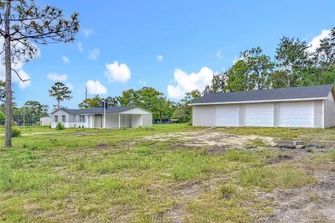 Casa en venta en Brooksville, Florida, 4 dormitorios, 184.04 m2 № 1904561 - foto 1