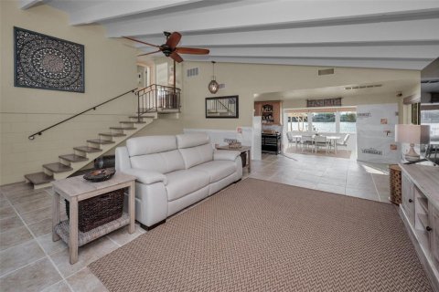 Casa en venta en Redington Beach, Florida, 2 dormitorios, 158.31 m2 № 1824076 - foto 5