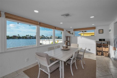 Casa en venta en Redington Beach, Florida, 2 dormitorios, 158.31 m2 № 1824076 - foto 11