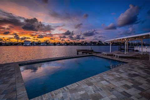 Casa en venta en Redington Beach, Florida, 2 dormitorios, 158.31 m2 № 1824076 - foto 26