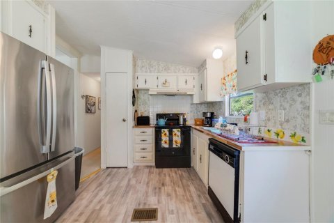 Купить виллу или дом в Деланд, Флорида 7 комнат, 89.19м2, № 1903718 - фото 9